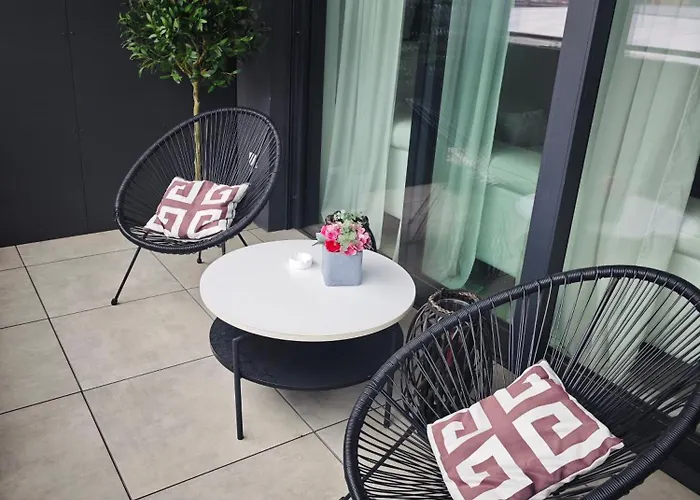 Apartment Luxury Apartment, View&garage&ac Pressburg